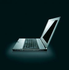 Kunde FUJITSU SIEMENS COMPUTERS  / Agentur RED / Projekt ANZEIGE, BOSCHÜRE, MESSEWAND - LIFEBOOK Q  / Job BILDRETUSCHE, COLORMATCHING, COMPOSING